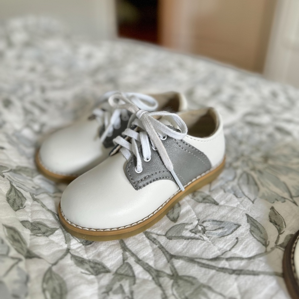 SOLD VGUC Footmates Cheer 3 Shoe